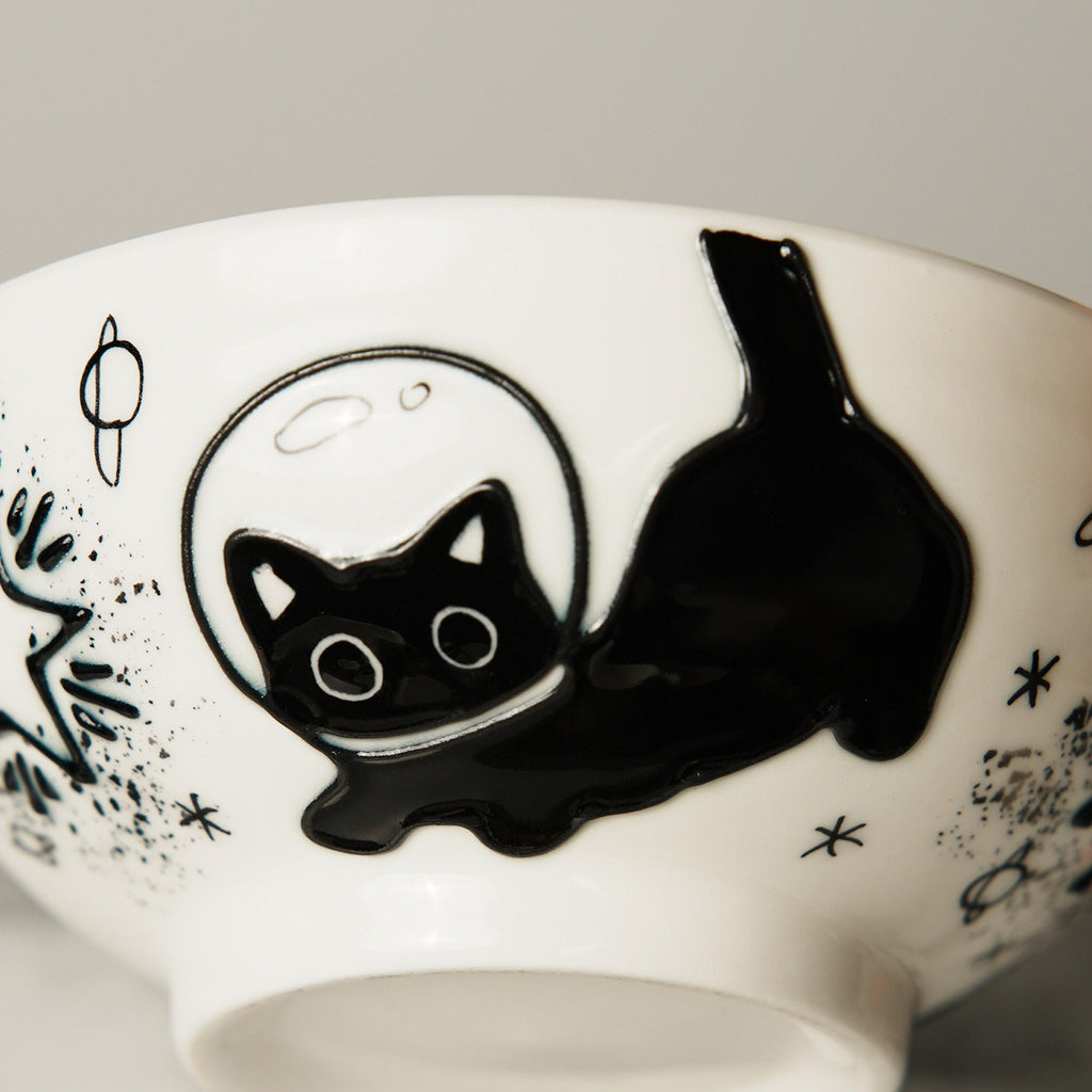 HandPainted Black Cat Ceramic Bowl, Ramen bowl Microwave Safe Pottery, Whimsical Breakfast and Snack Bowl, Perfect Gift for Cat Lovers