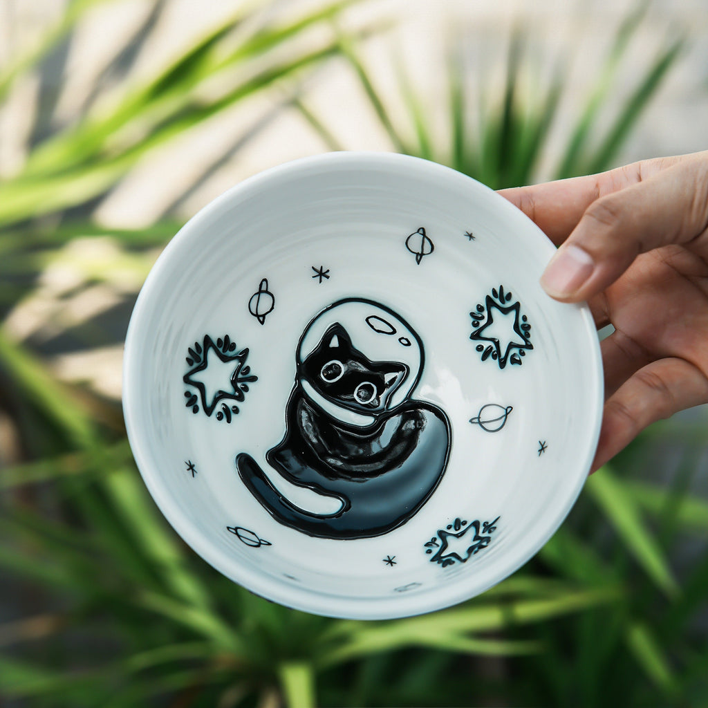 HandPainted Black Cat Ceramic Bowl, Ramen bowl Microwave Safe Pottery, Whimsical Breakfast and Snack Bowl, Perfect Gift for Cat Lovers