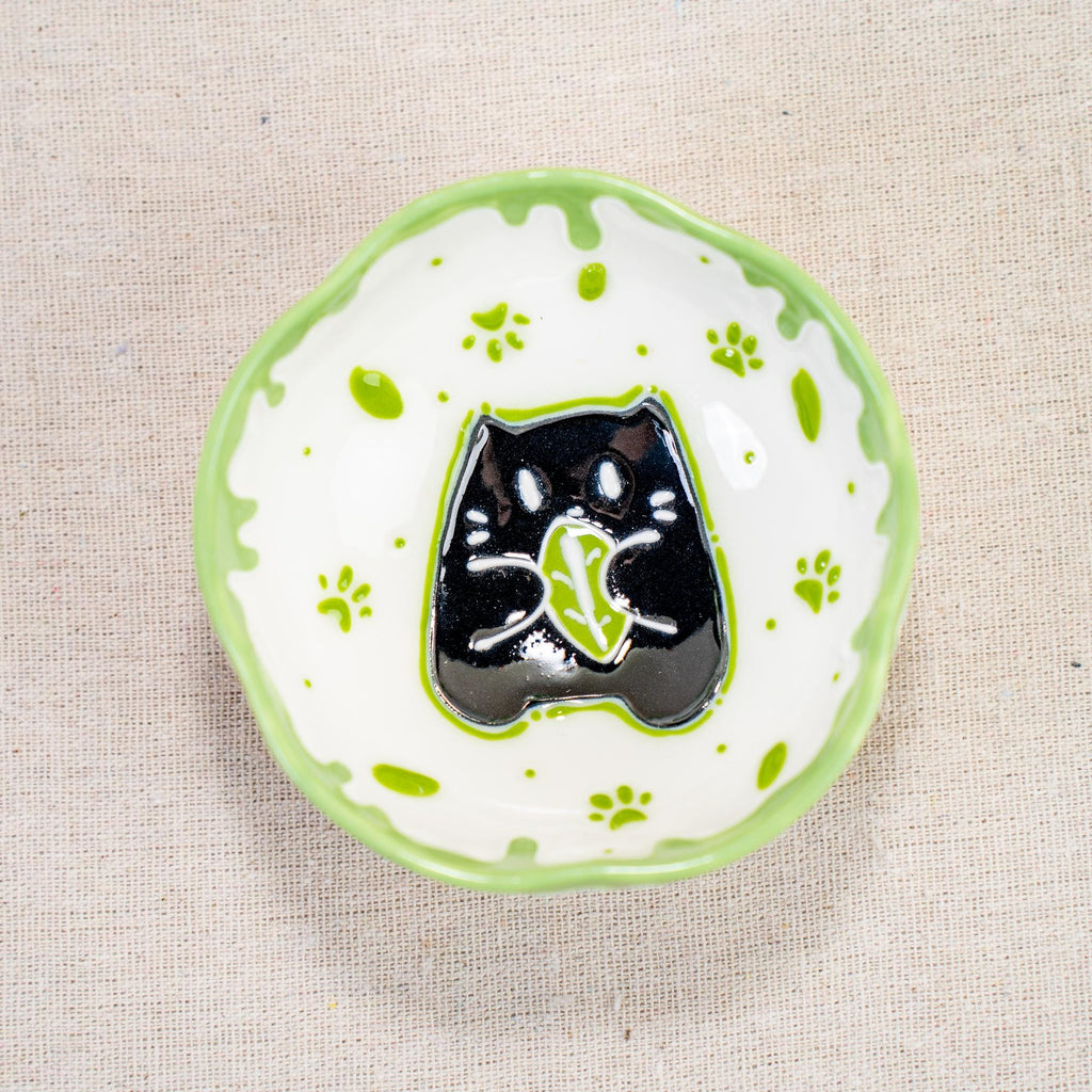 Handcrafted Ceramic Cat Jewelry Dishes, Playful Paw Design in Green, Perfect for Treats or Decor - Unique Cat-Lover Gift, Kitty Ring Dishes