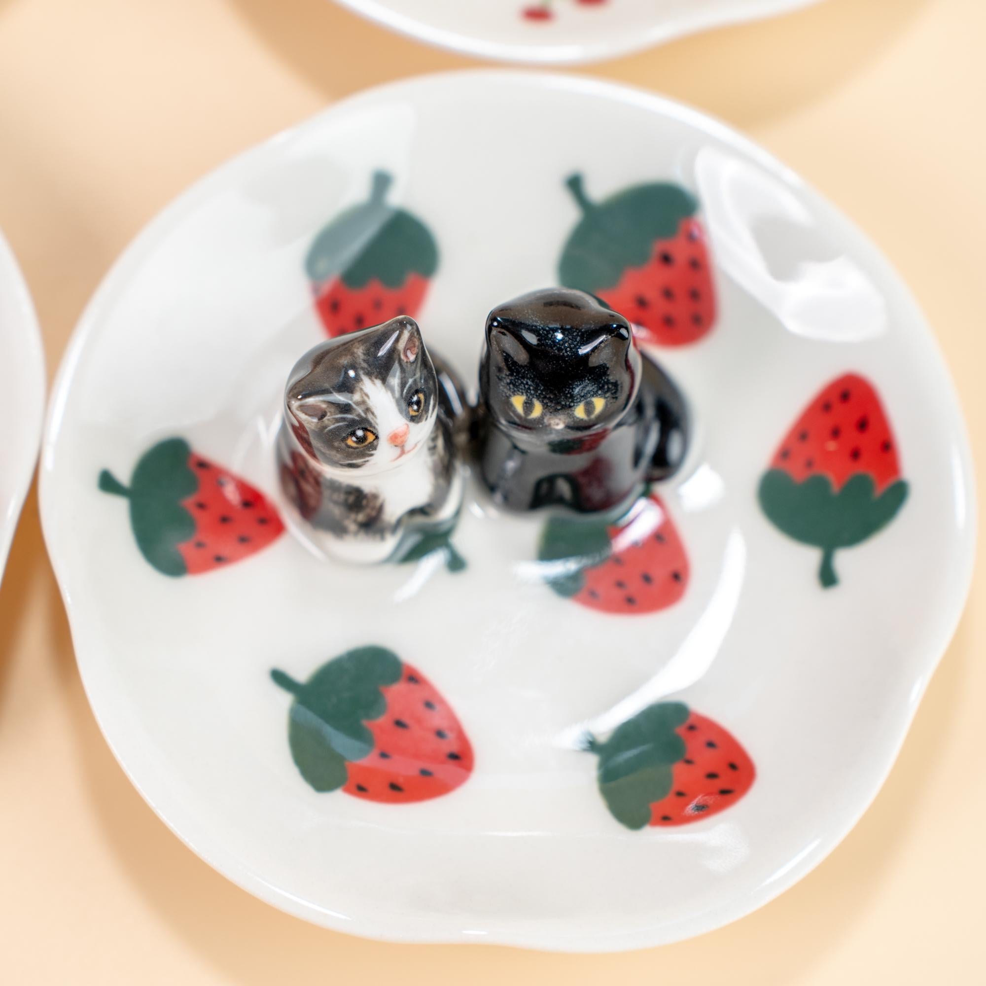 Custom Pet Ring Dish Personalized Fruit Sakura Cat Figurine Handmade Ceramic Cute Jewelry Holder Pet Lover Gift Unique Gift for Pet Lover