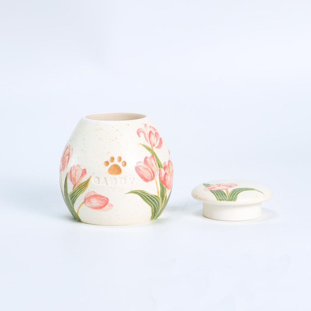 Custom Ceramic Pet Urn Personalized Handmade Foget me not cat urn Red Heart Dog Urn Paw Floral Memorial Pottery Urn for Ashes Unique Pet Urn