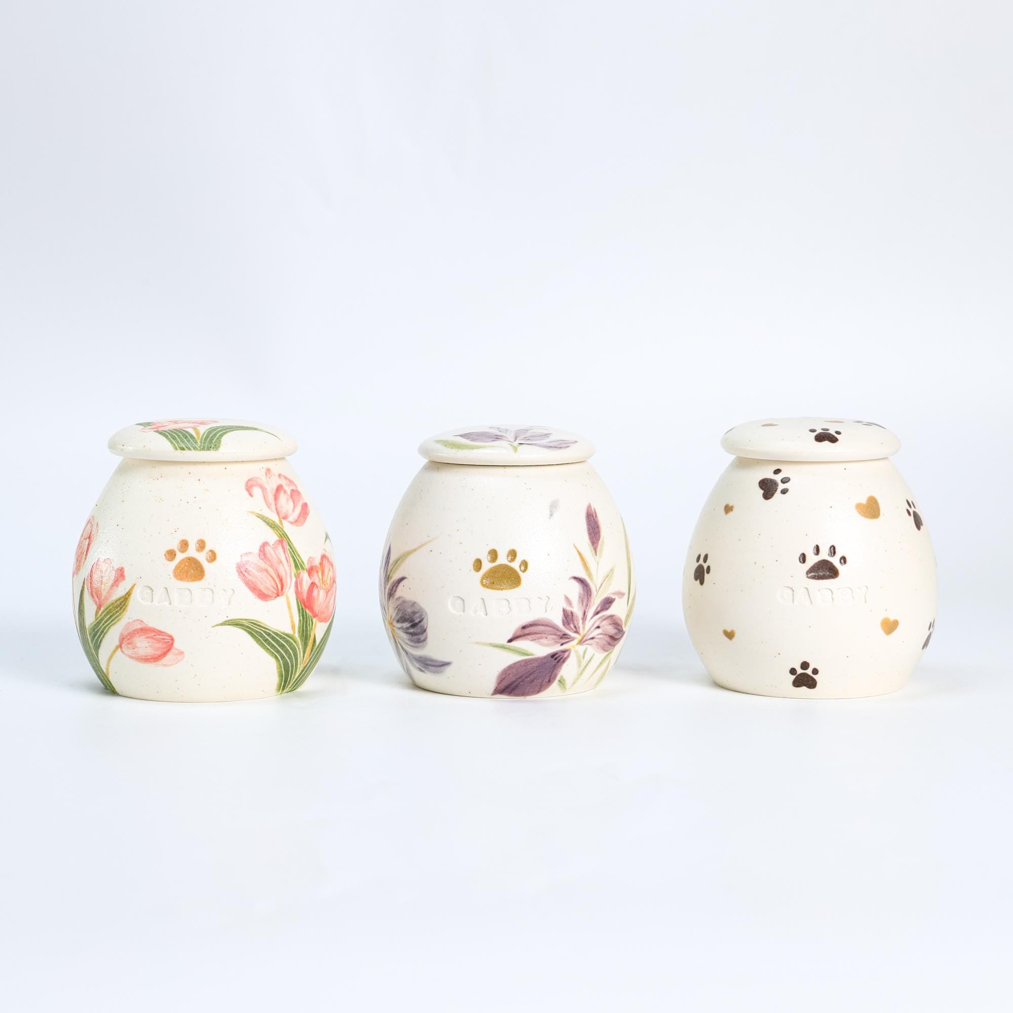 Custom Ceramic Pet Urn Personalized Handmade Foget me not cat urn Red Heart Dog Urn Paw Floral Memorial Pottery Urn for Ashes Unique Pet Urn