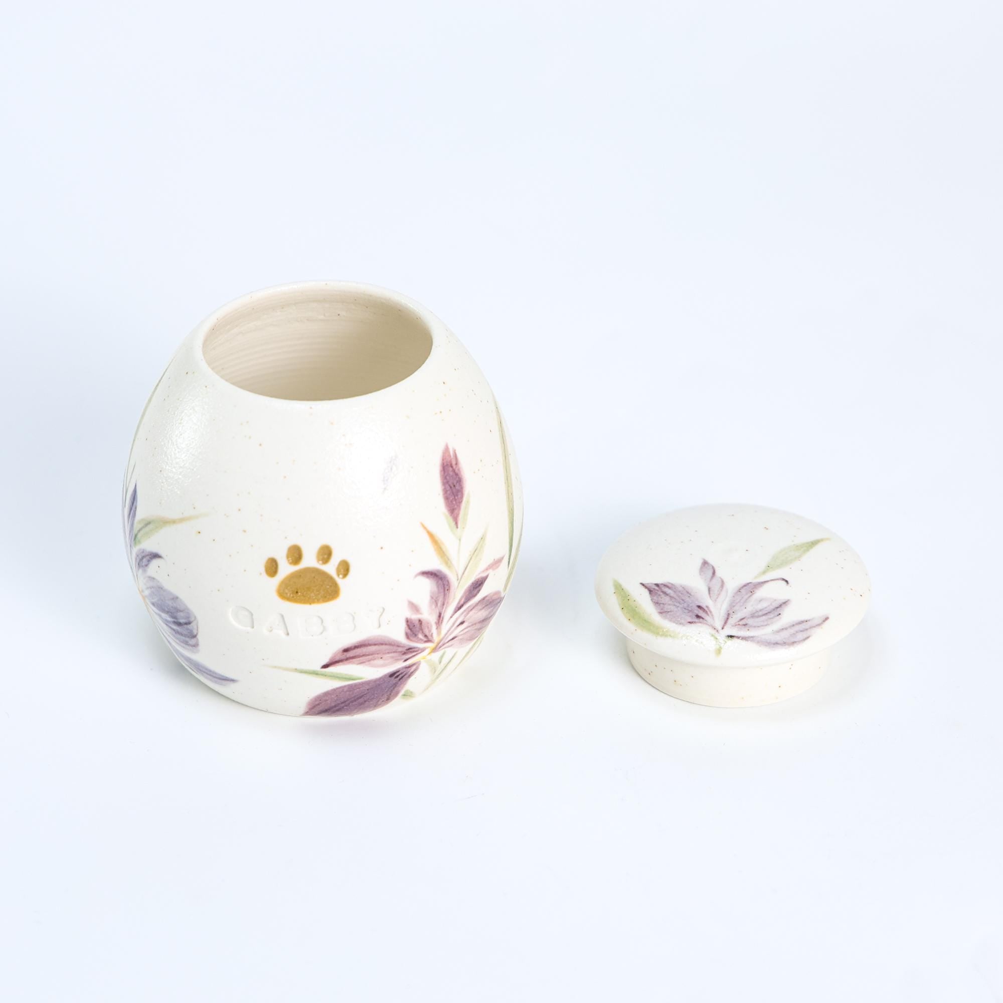 Custom Ceramic Pet Urn Personalized Handmade Foget me not cat urn Red Heart Dog Urn Paw Floral Memorial Pottery Urn for Ashes Unique Pet Urn